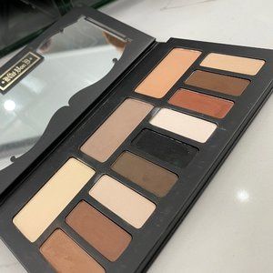 Kat Von D Makeup - Kat Von D "Shade and Light" Eye Contour Palette Kat Von D Makeup - Kat Von D "Shade and Light" Eye Contour Palette